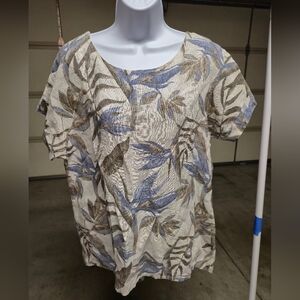 Floral Leaf Pattern Blouse in Cream and Blue